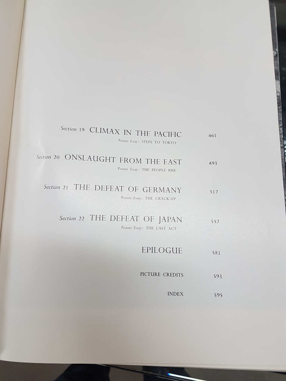 The Second World War (2 Volume Set in Slipcase + Vinyl) Winston S. Churchill and The Editors of LIFE (9781135156831)