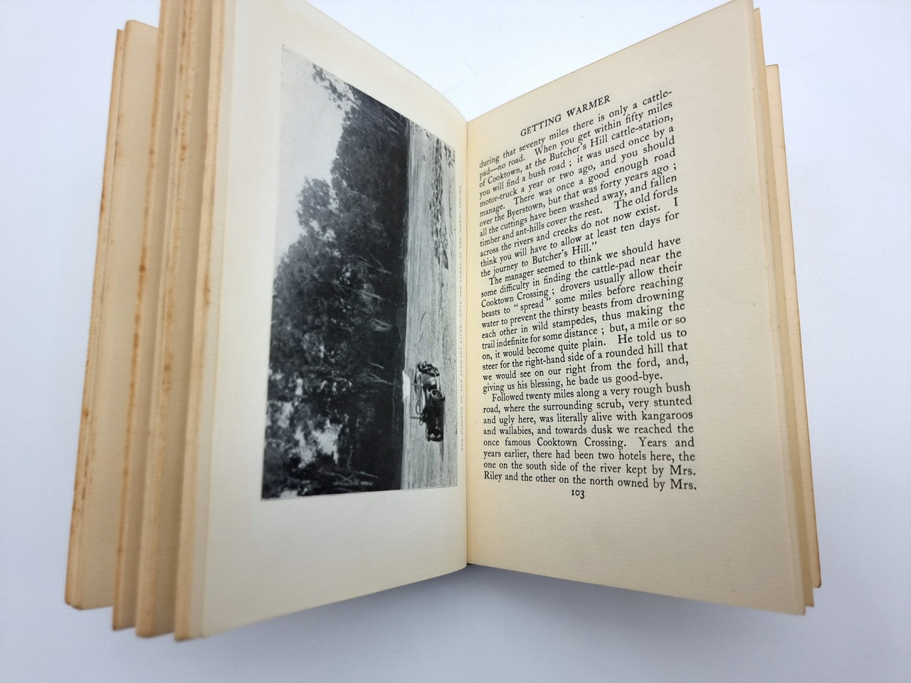 Little Wheels - The Record of a Trip Across Australia in Baby Austin (Hector MacQuarrie, 1935)