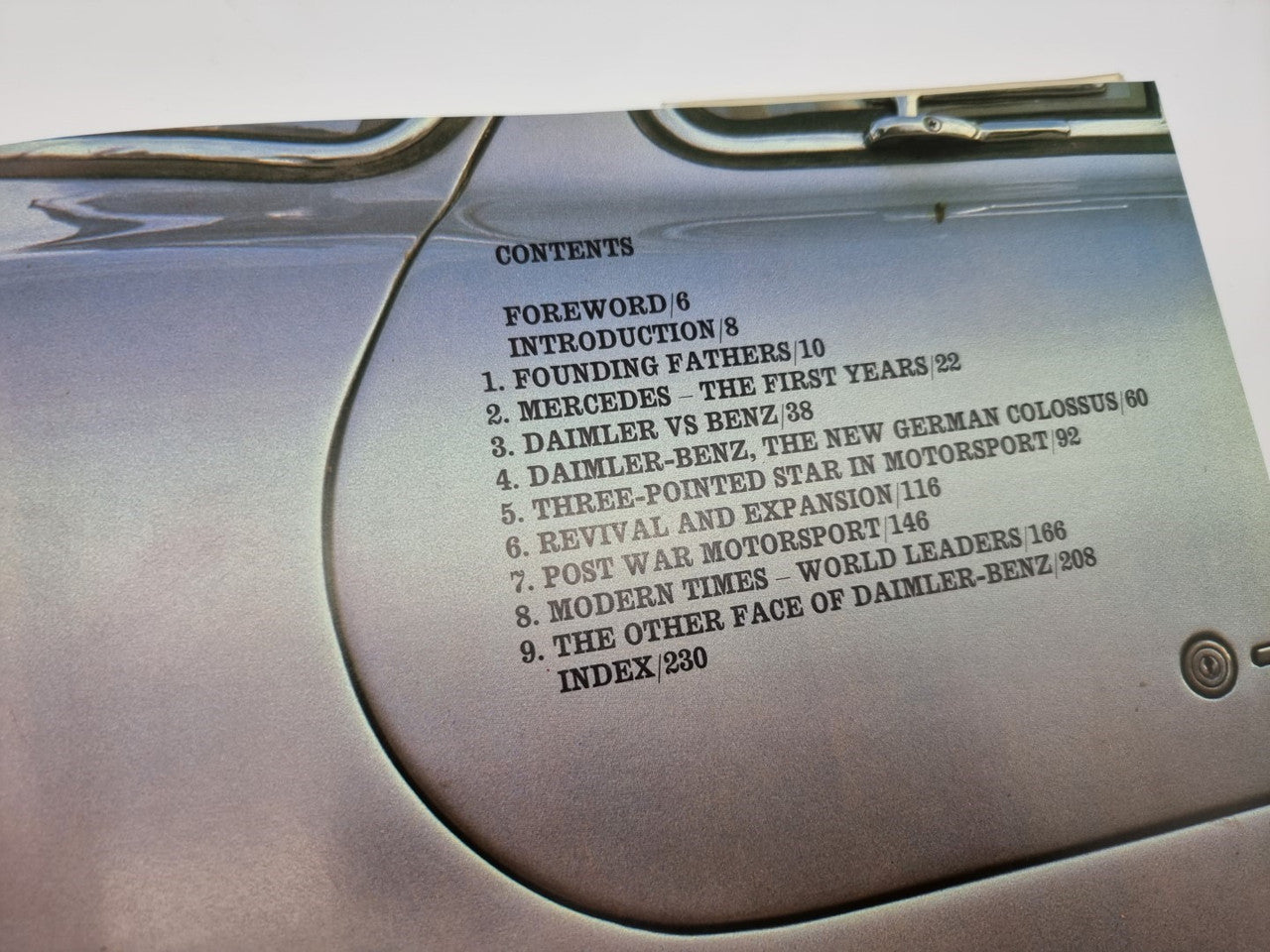 Magnificent Mercedes The Complete History Of The Marque (Graham Robson, 1988)