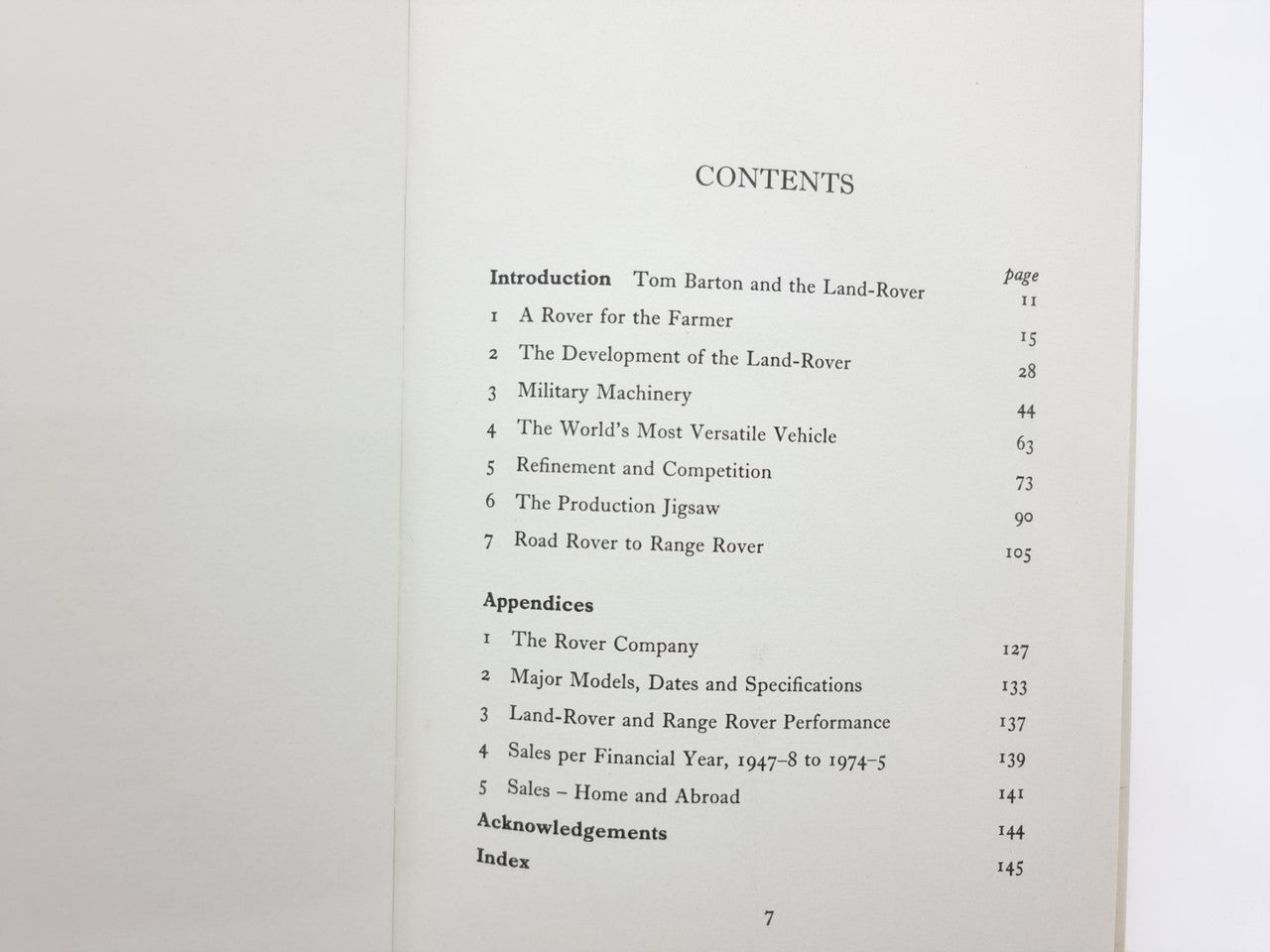 The Land Rover - Workhorse of the World (Graham Robson, 1977)