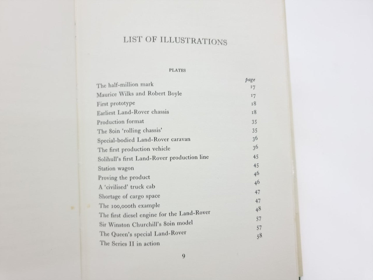 The Land Rover - Workhorse of the World (Graham Robson, 1977)