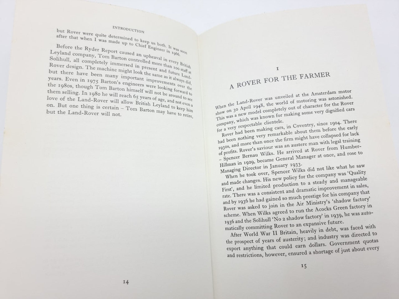 The Land Rover - Workhorse of the World (Graham Robson, 1977)