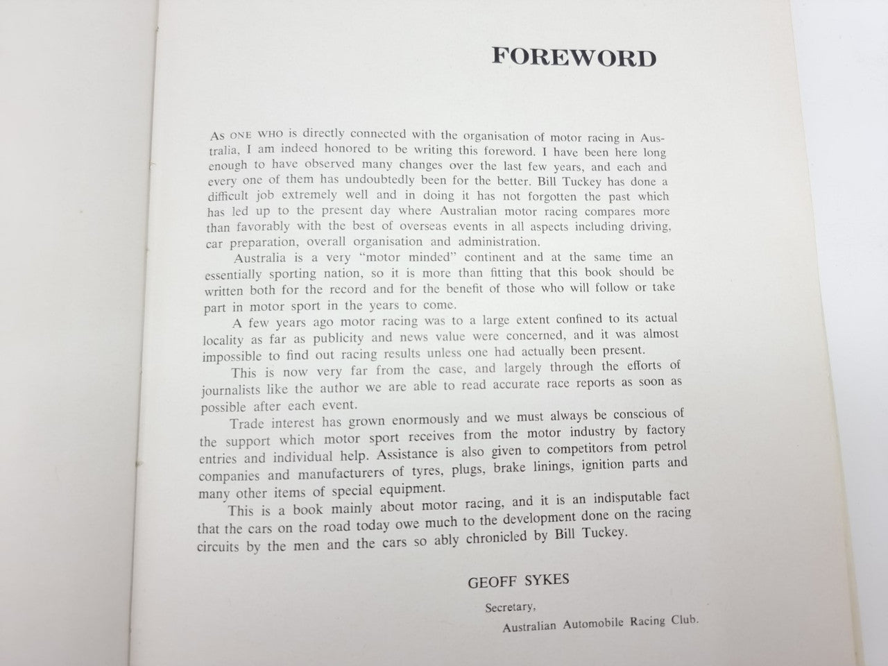 The Book of Australian Motor Racing (W. P. Tuckey)