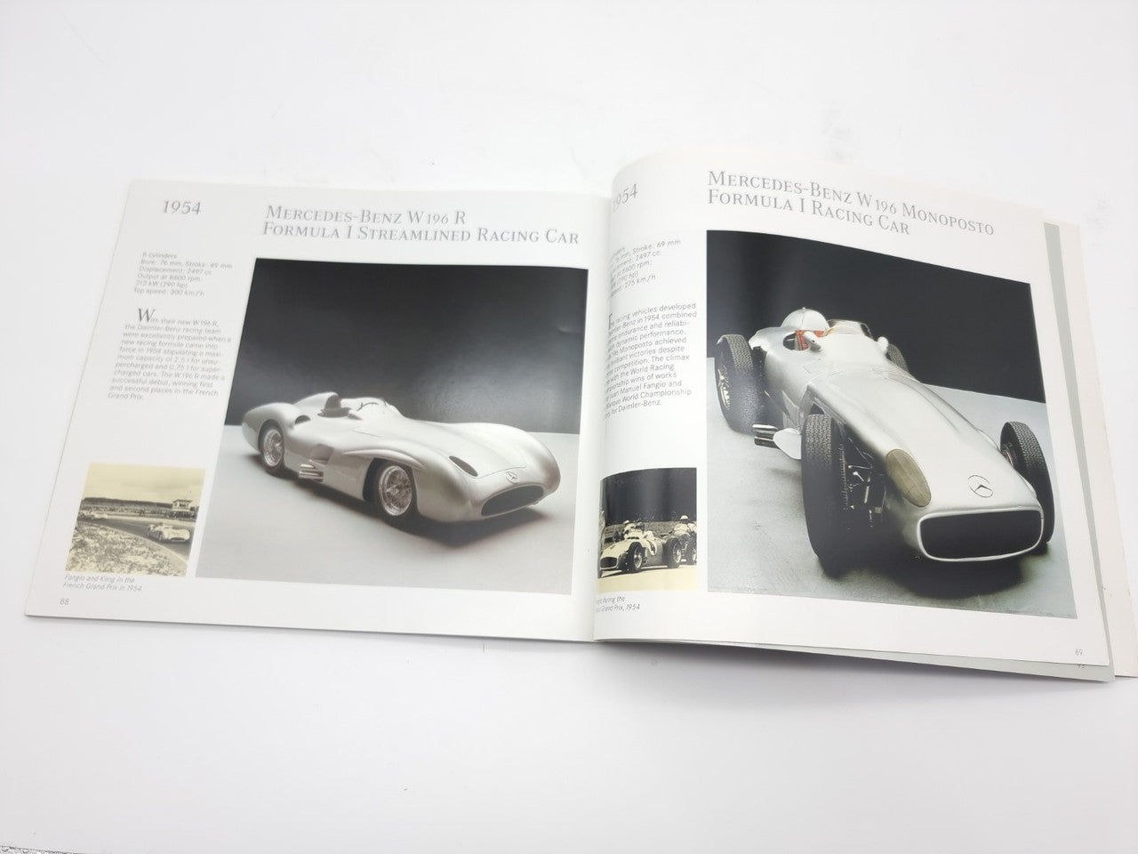 Mercedes Benz Museum (Published by Mercedes-Benz AG Museum, 1992)