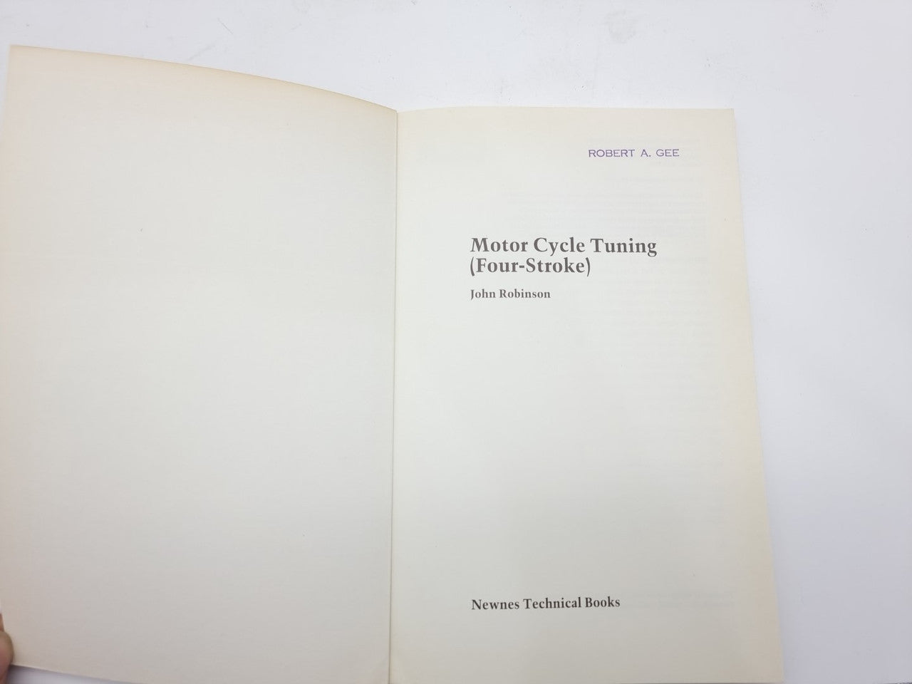 Motorcycle Tuning - Four Stroke  (John Robinson, 1986)