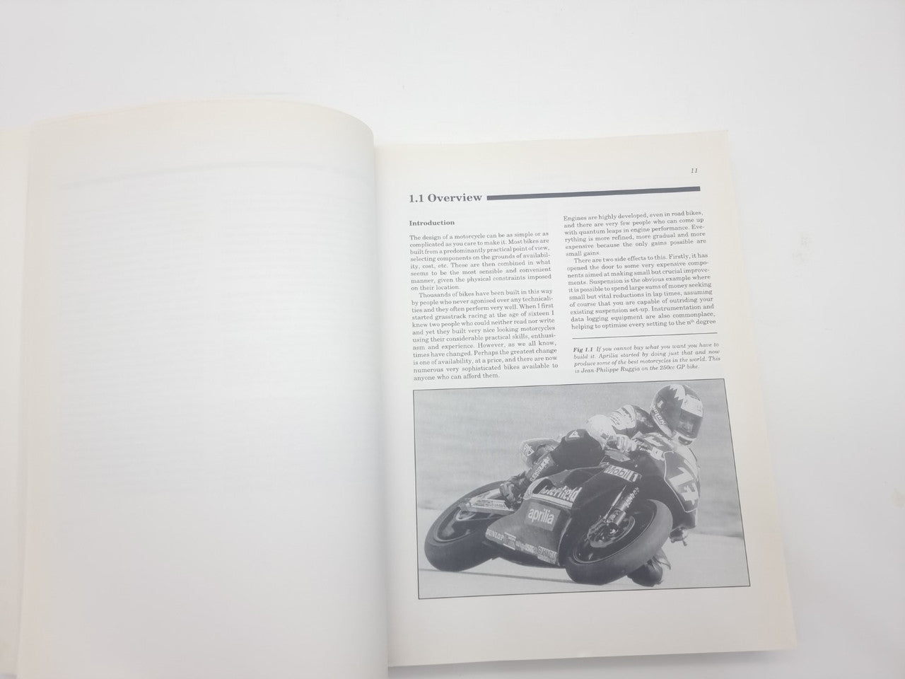 The Racing Motorcycle A Technical Guide for Constructors, Volume 1 (John Bradley, 1996)