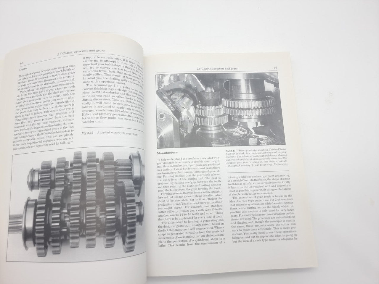 The Racing Motorcycle A Technical Guide for Constructors, Volume 1 (John Bradley, 1996)