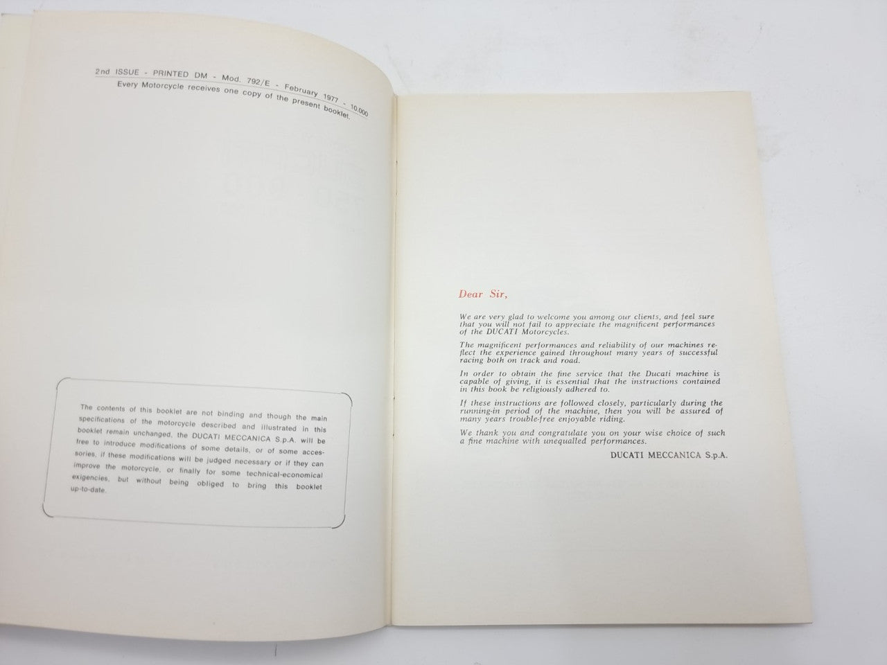 Ducati 750ss, 900ss Desmo Instructions for Use and Maintenance