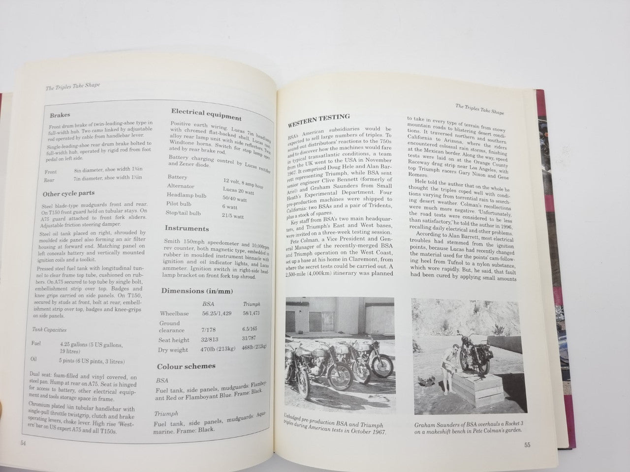 Triumph & BSA Triples Complete Story of the Trident & Rocket 3 (Mick Duckworth, 1997)