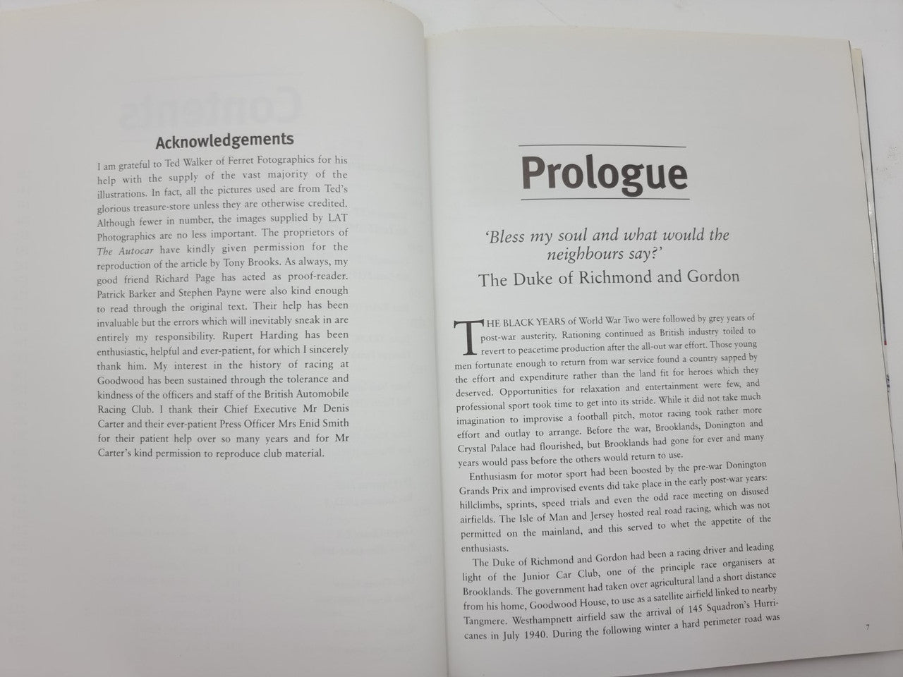 Motor Racing at Goodwood - An Illustrated History (Robert Barker, 2002)
