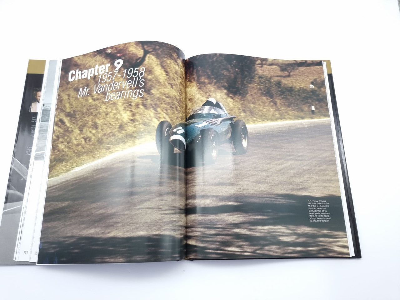 Stirling Moss - The Champion without Crown (Pierre Menard, Jackques Vassal, 2003)