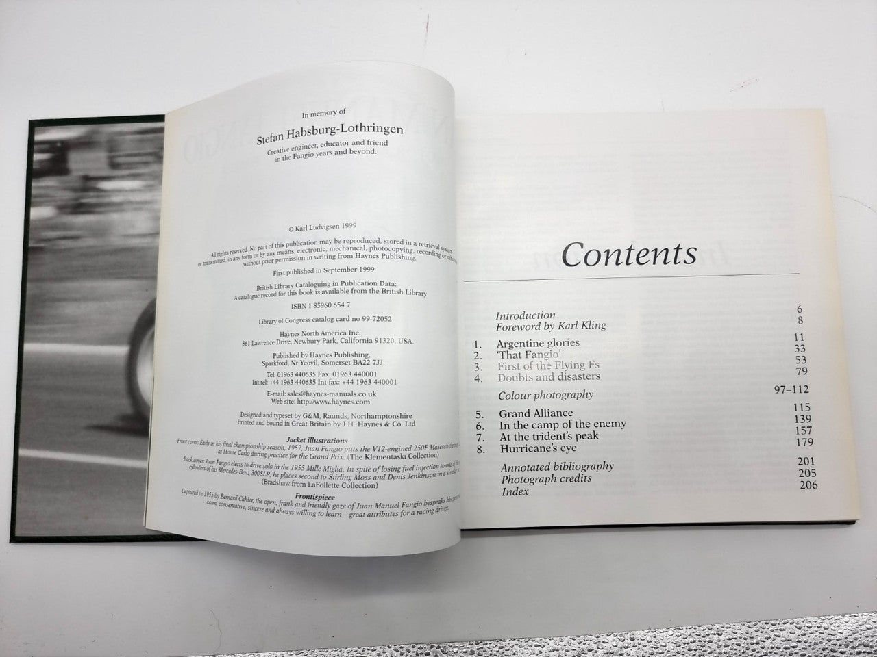 Juan Manuel Fangio (Karl Ludvigsen, leatherbound, limited signed edition)