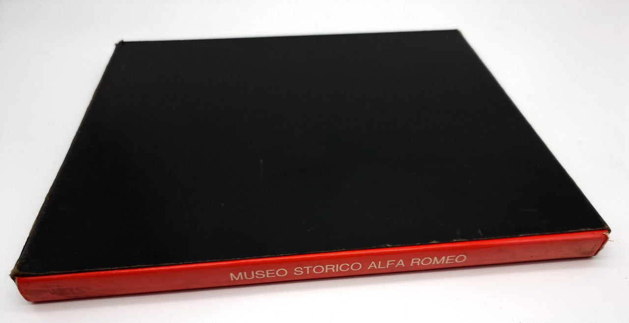 Museo Storico Alfa Romeo (Italian Text, Cariplo 1978) (B00295UATU)