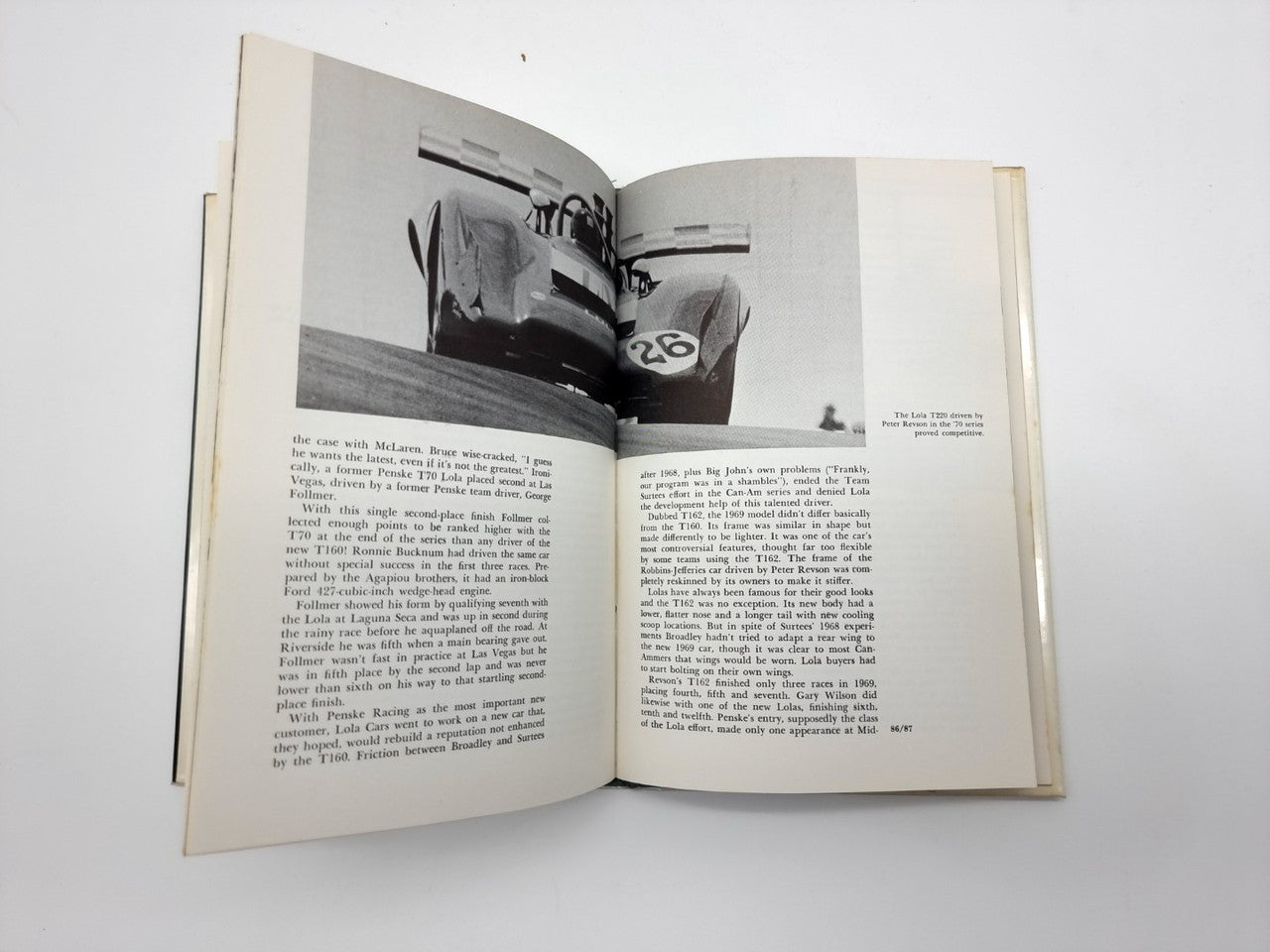 Group 7 - The World's Most Powerful Road Racing Cars (Karl Eric Ludvigsen, 1973) (9780668033046)