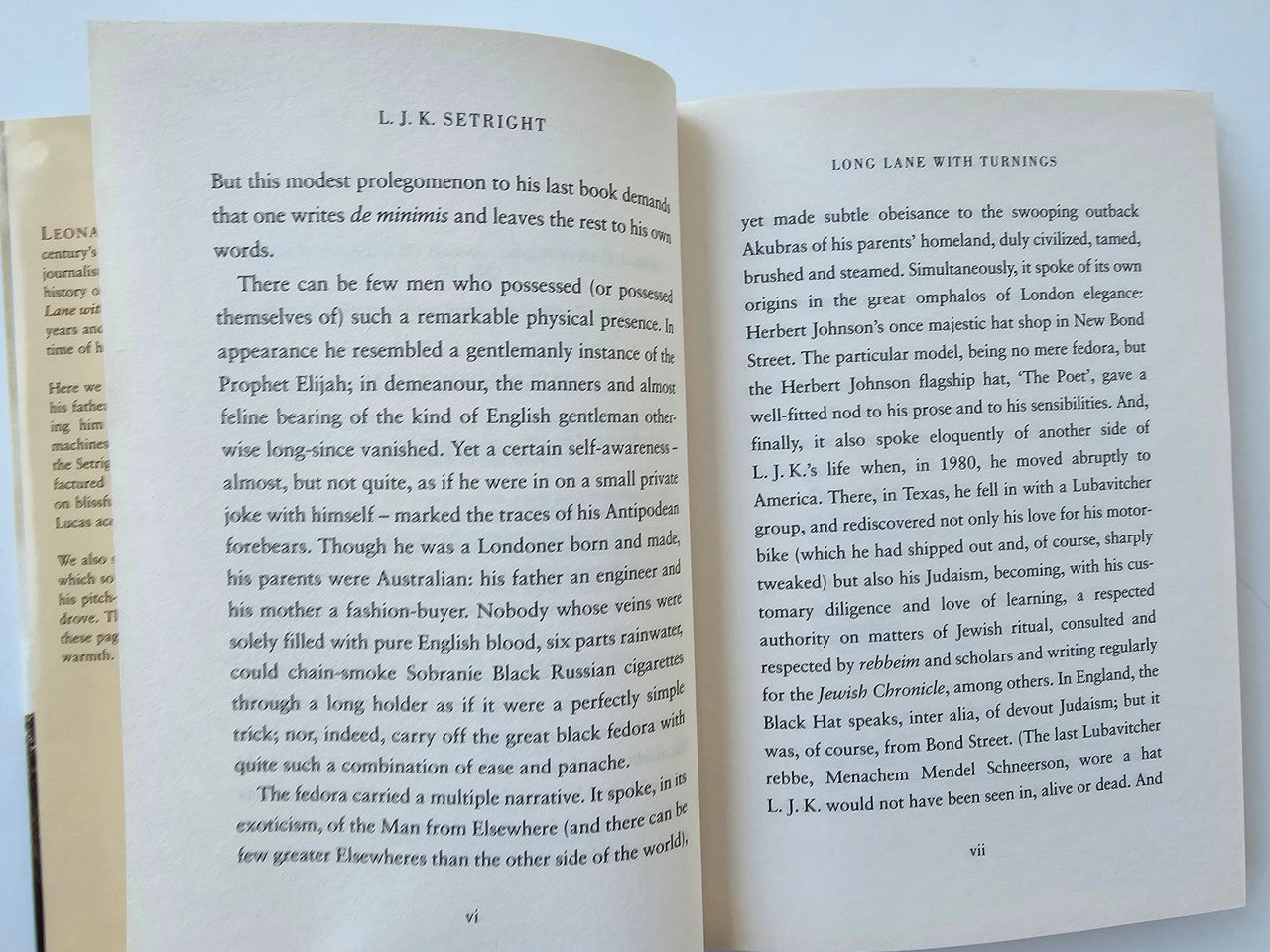Open book spread with two columns of printed narrative text