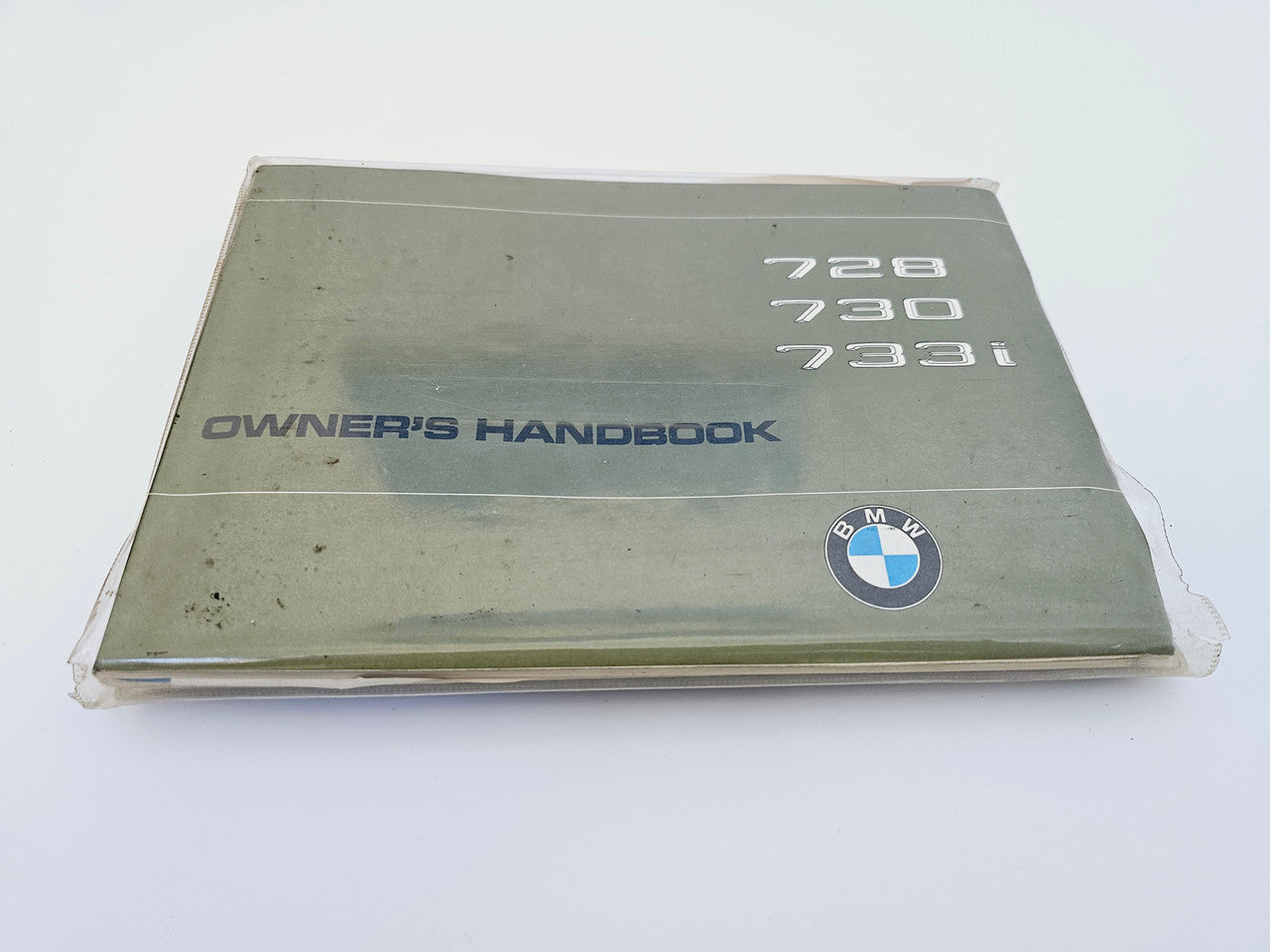 BMW 728, 730, 733i Owner's Handbook (Australia)