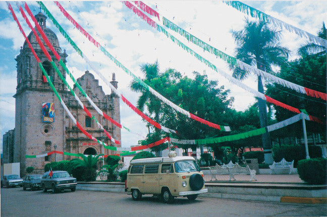 Traveling with the VW Bus and Camper Sample Image