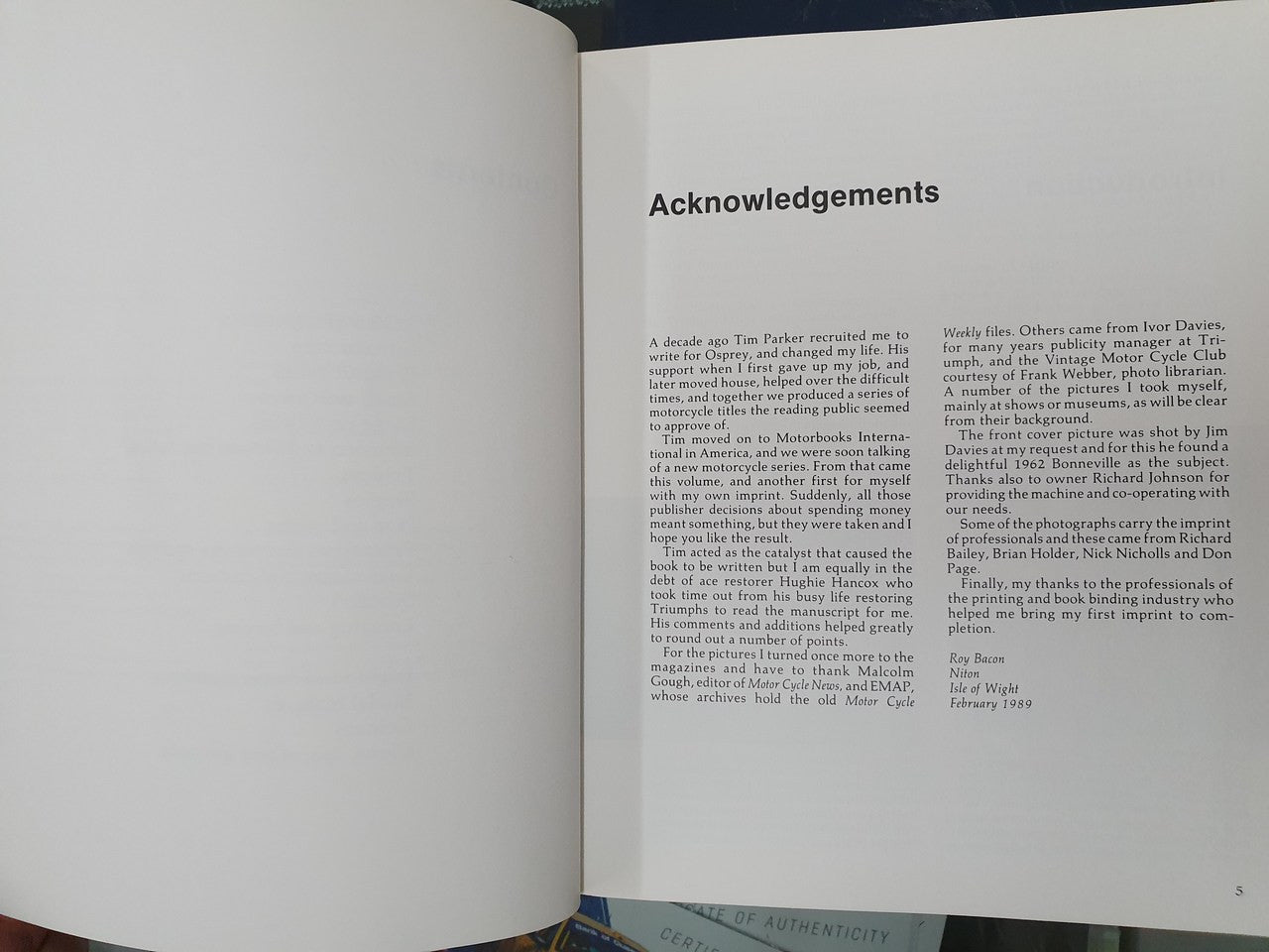 Illustrated Triumph Motorcycle Buyer's Guide (Roy H. Bacon, Paperback 1989) (9780951420409)