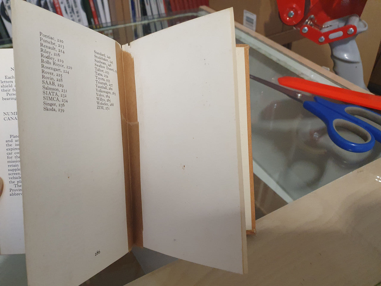 The Observer's Book of Automobiles ( Richard T. Parsons, 1955)