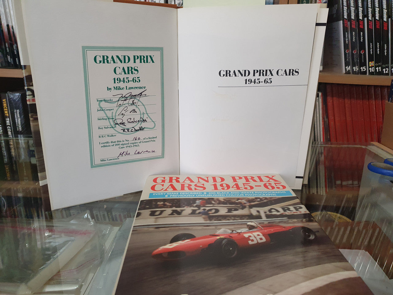 Grand Prix Cars 1945 - 65 (SIGNED - Mike Lawrence, Tony Brooks, John Cooper, Stirling Moss, Roy Salwadori, RRC Walker) (9780946627462)