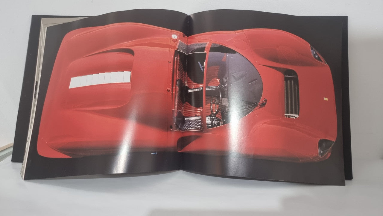 Ferrari 330 P4 Buch 330/P4 (Paolo Marasca) (9780760310816)