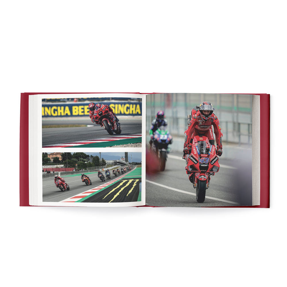 Ducati Corse 2021 Official Yearbook (Ducati Review MotoGP and Superbike Official Yearbook) (9788877921901)