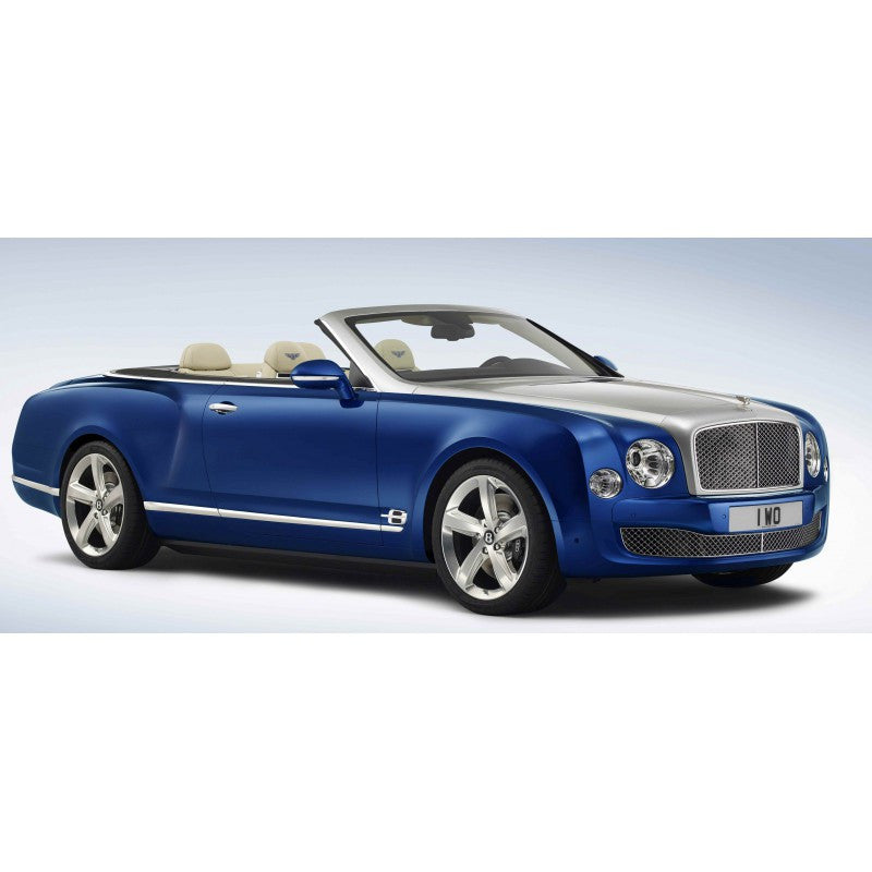 Automobile Year 2015 - 2016 (No. 63) (9791028300883) Inside